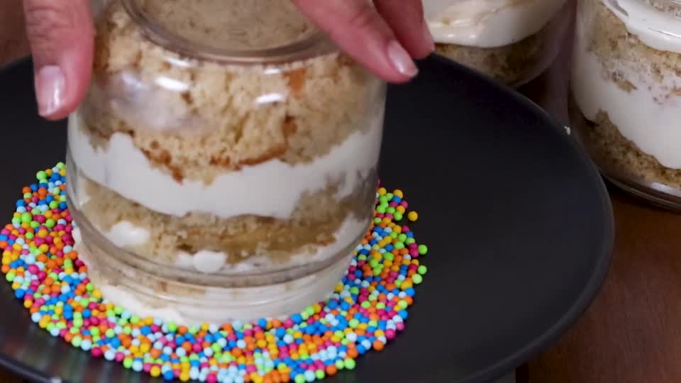 Coffee dot cake